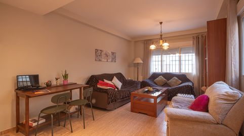 Foto 4 de Casa adosada en venda a Calle Núñez Blanca, San Antón, Armilla