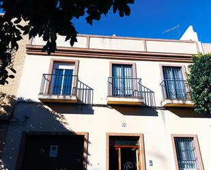 Exterior view of Apartment to rent in  Sevilla Capital  with Storage room