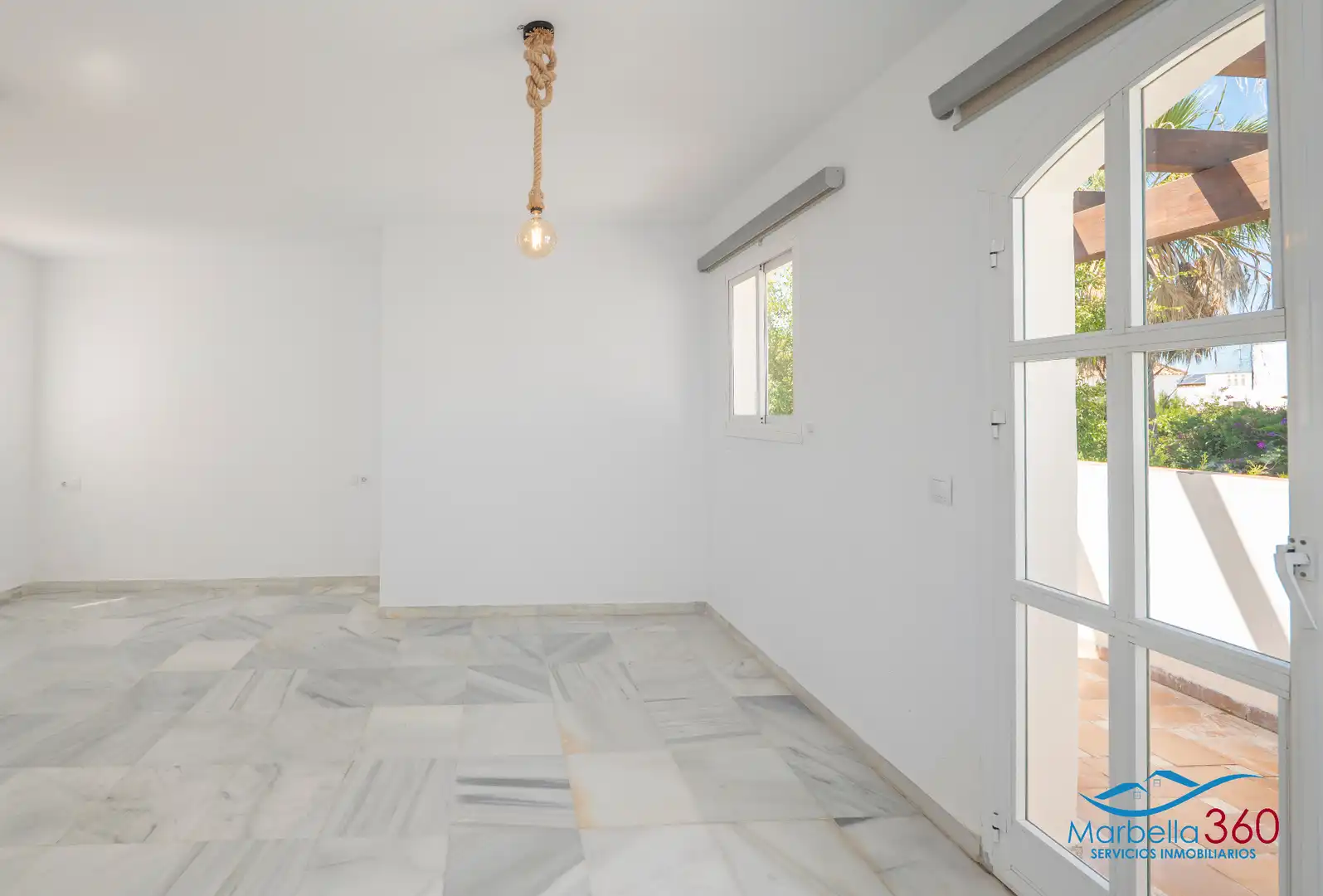 Casa o xalet en venda en Marbella amb Aire condicionat, Jardí privat i Terrassa