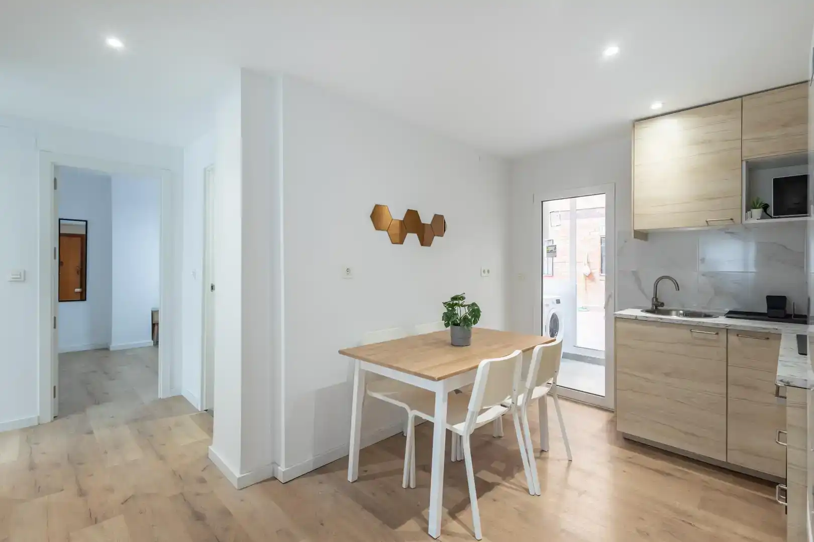 Dining room of Ground floor for rent in Granada  with Parquet flooring and Furnished