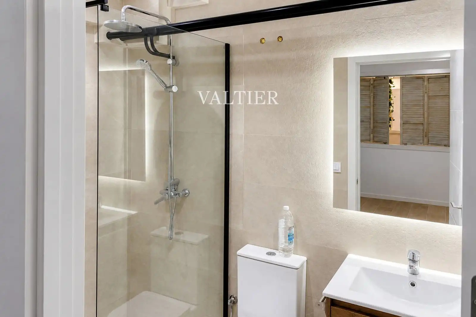 Badezimmer von Maisonette zur Miete in Madrid mit Klimaanlage und Möbliert