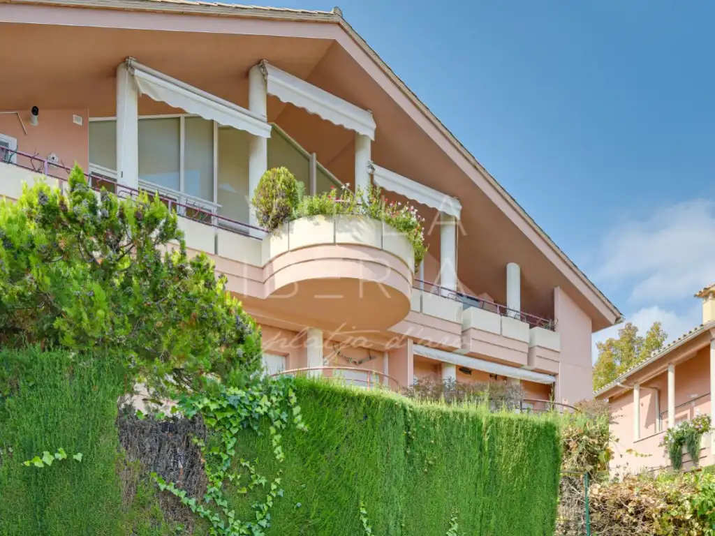 Exterior view of Apartments for sale in Castell d'Aro, Platja d'Aro i s'Agaró  with Air Conditioner, Heating and Terrace