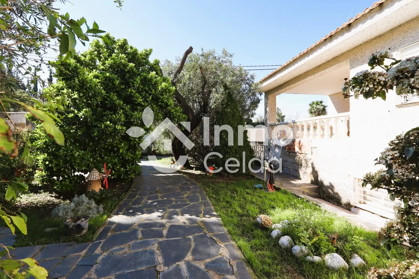 Vista exterior de Casa o chalet en venta en Torrent con Aire acondicionado, Calefacción y Jardín privado