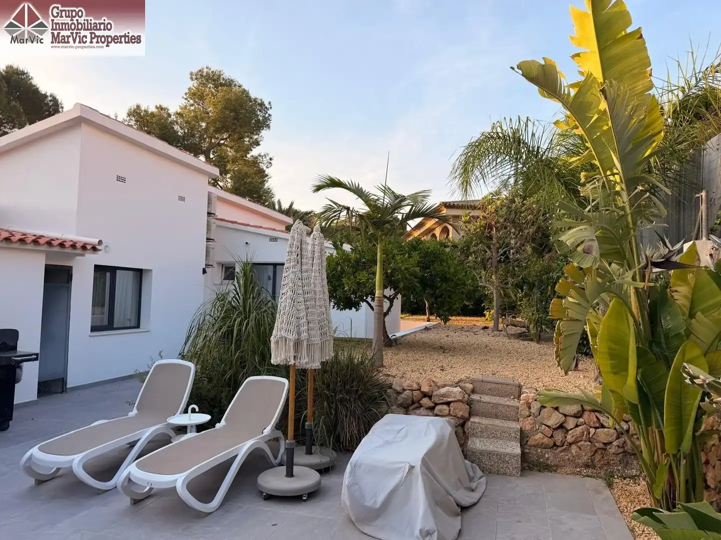 Jardí de Casa o xalet en venda en Benidorm amb Aire condicionat, Terrassa i Piscina