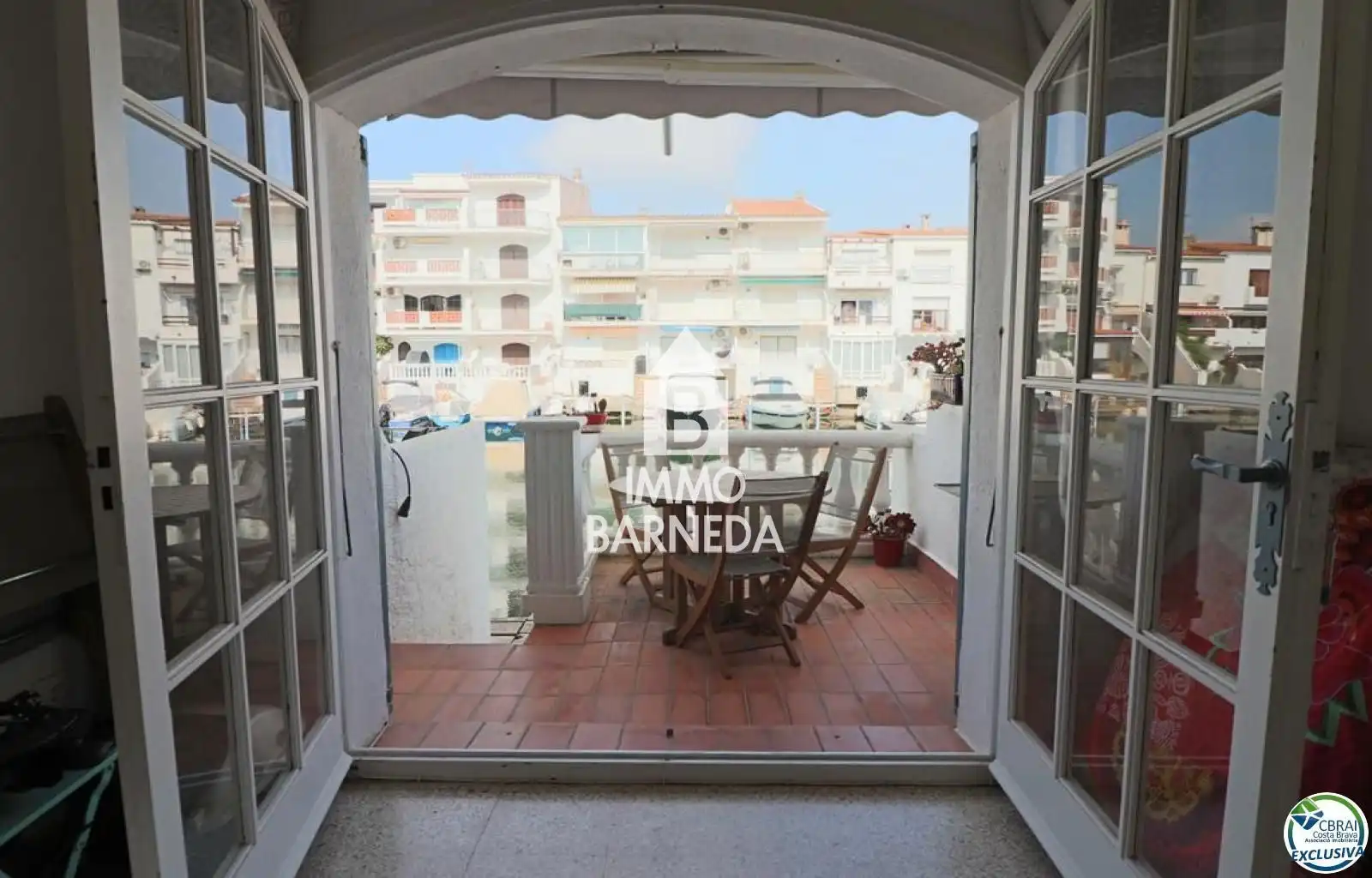 Vista exterior de Casa o xalet en venda en Empuriabrava amb Aire condicionat, Calefacció i Terrassa
