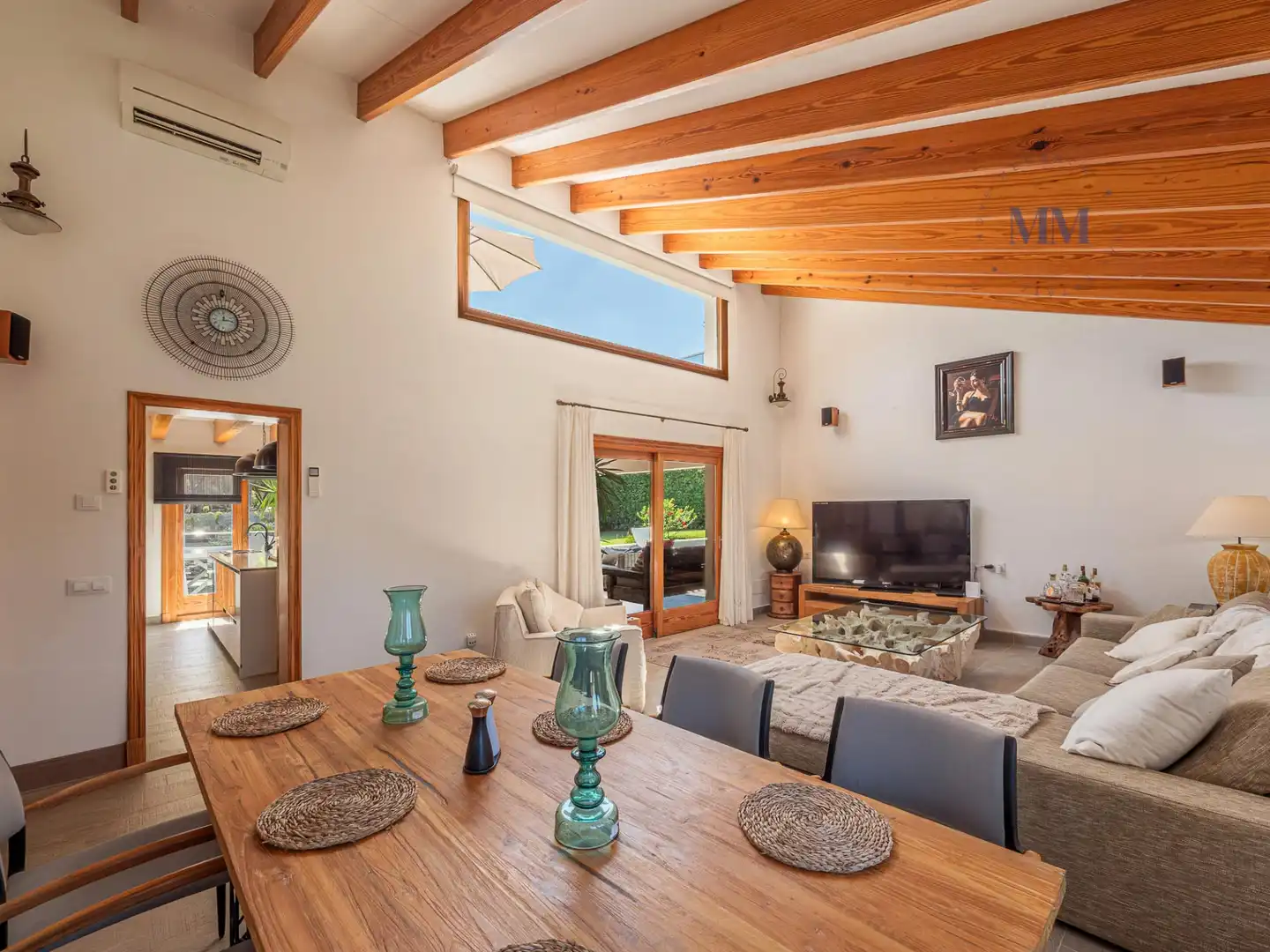 Living room of Houses for sale in Es Castell  with Air Conditioner, Private garden and Terrace