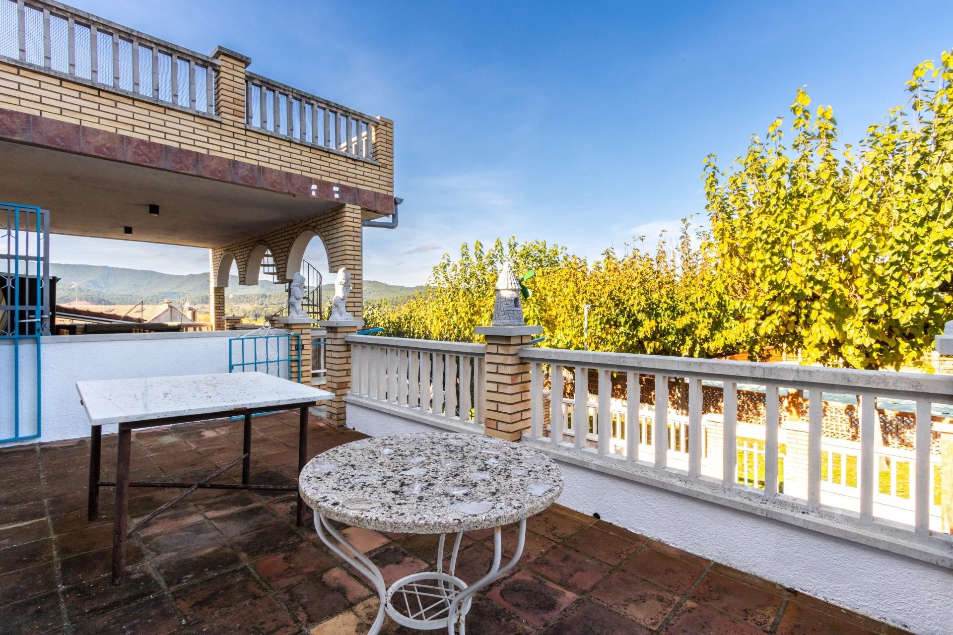 Terrassa de Casa o xalet en venda en Sant Salvador de Guardiola amb Calefacció, Jardí privat i Terrassa