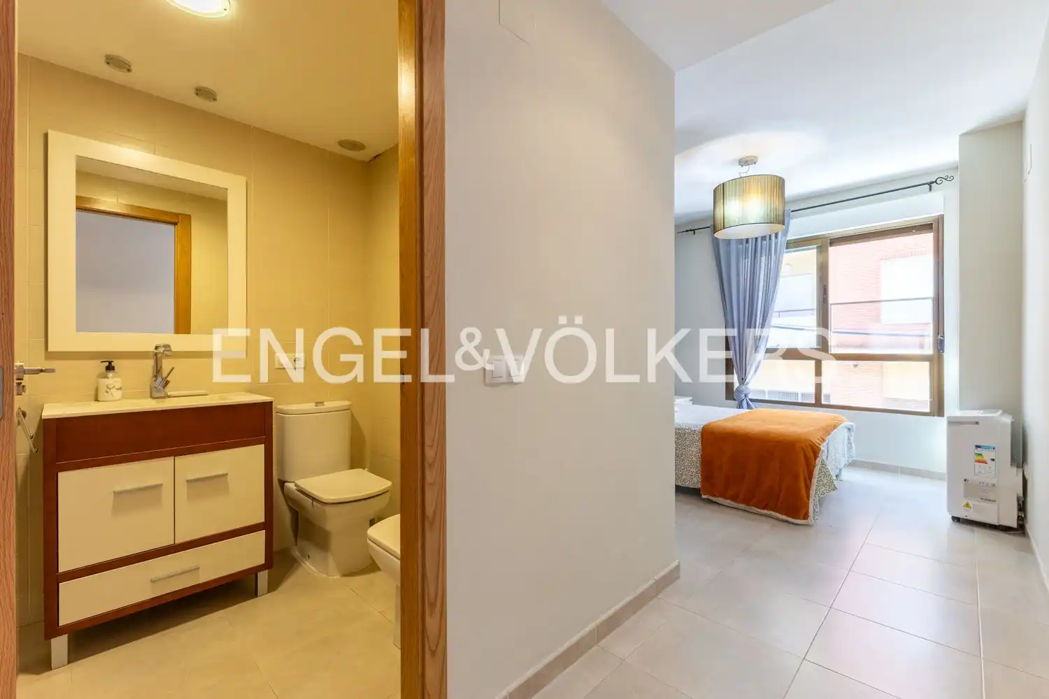 Habitación de Piso en venta en Piles con Calefacción, Trastero y Amueblado