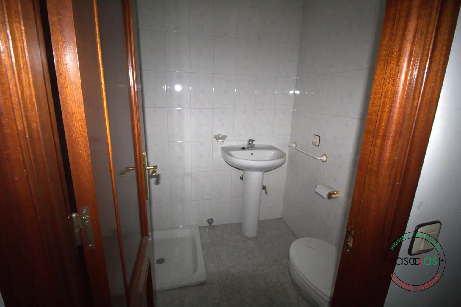 Bany de Local en venda en Langreo