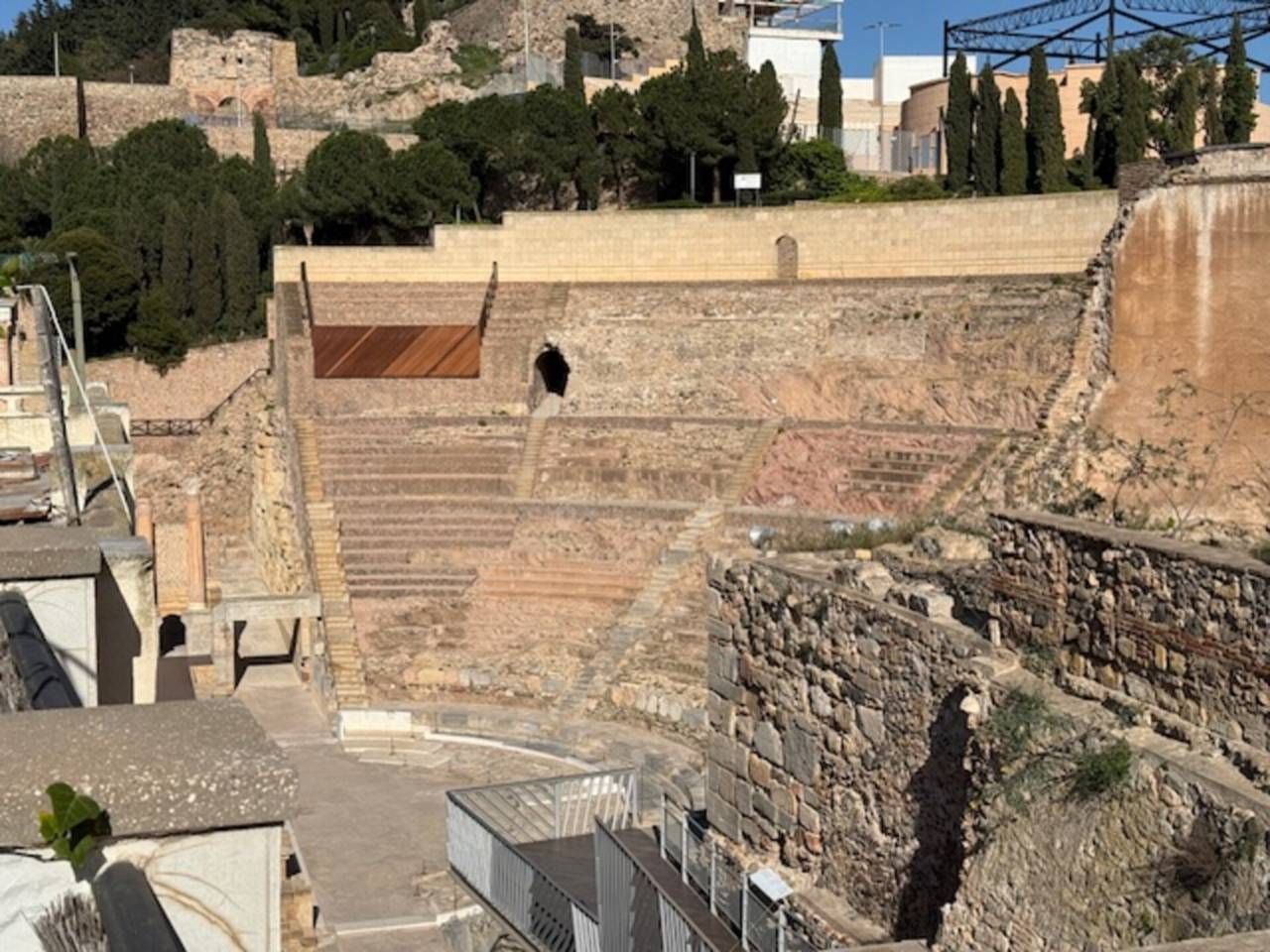 Vista exterior de Àtic en venda en Cartagena amb Terrassa i Balcó
