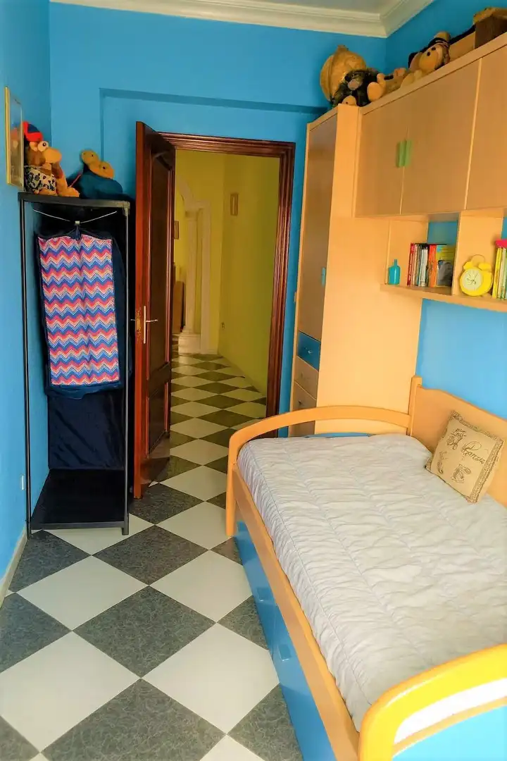 Dormitori de Casa o xalet en venda en San Juan del Puerto amb Terrassa i Balcó