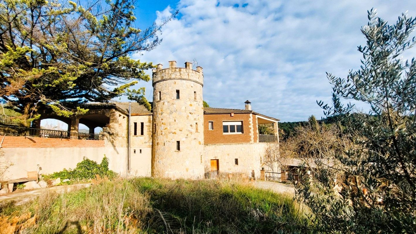 Vista exterior de Casa o xalet en venda en Sant Llorenç Savall amb Calefacció, Jardí privat i Terrassa