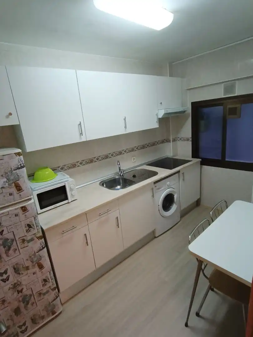 Küche von Wohnung zur Miete in Cuenca mit Heizung, Terrasse und Möbliert