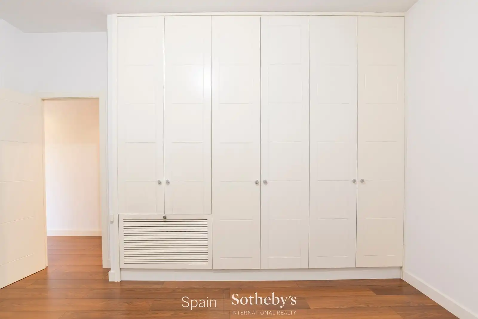 Schlafzimmer von Wohnungen zur Miete in Madrid mit Klimaanlage, Heizung und Haustiere erlaubt