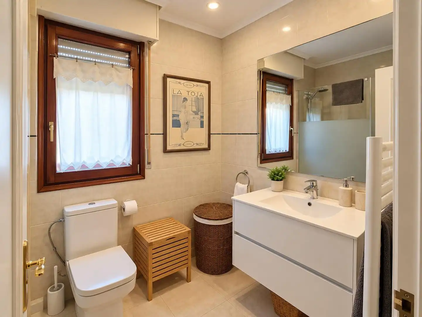 Bathroom of Houses for sale in Liendo  with Heating, Private garden and Swimming Pool