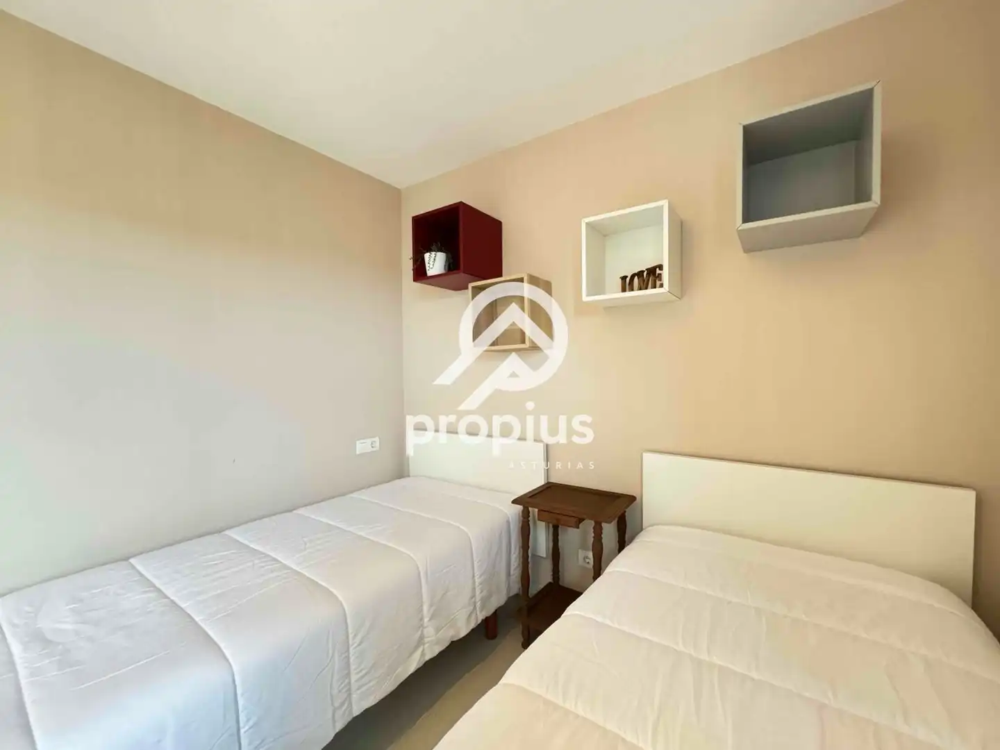 Habitación de Casa o chalet en venta en Ribadesella con Calefacción, Jardín privado y Terraza