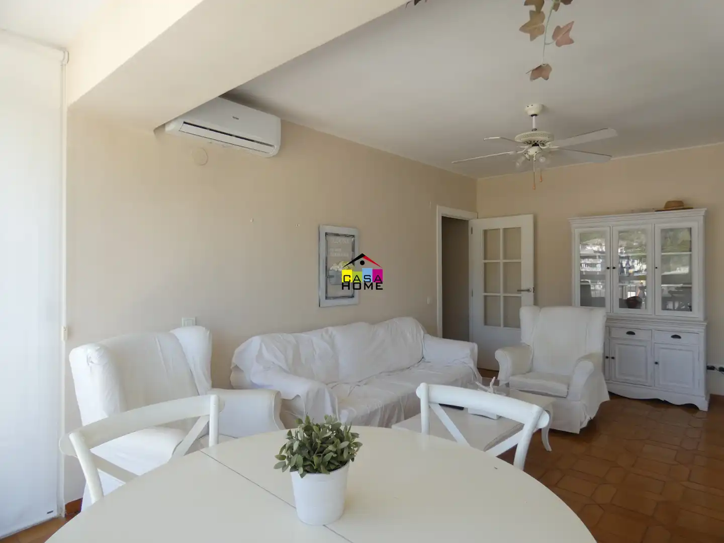 Sala d'estar de Apartament en venda en Benicasim / Benicàssim amb Aire condicionat, Terrassa i Traster