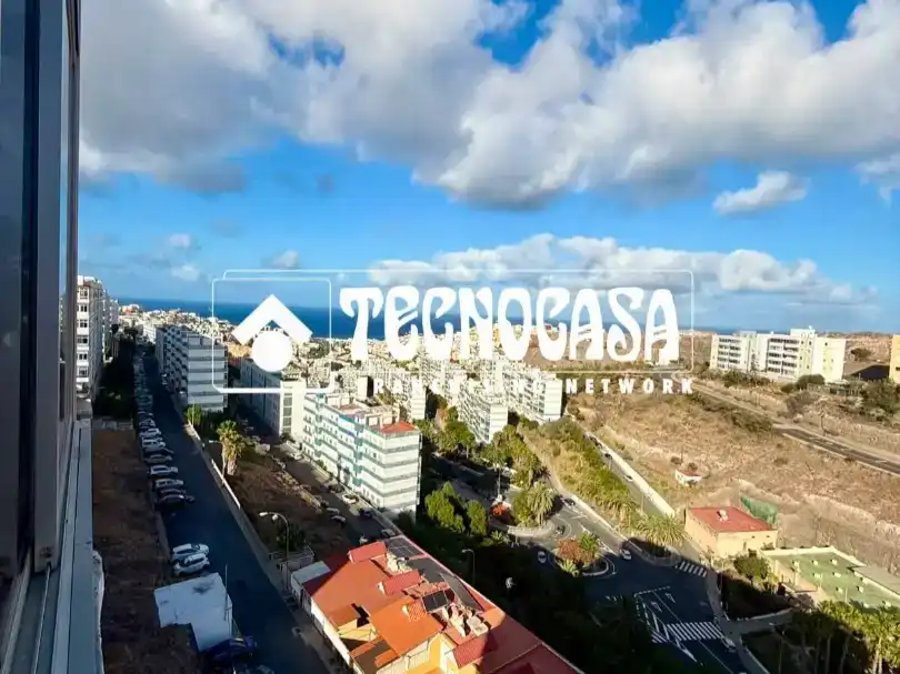 Vista exterior de Pis en venda en Las Palmas de Gran Canaria amb Balcó