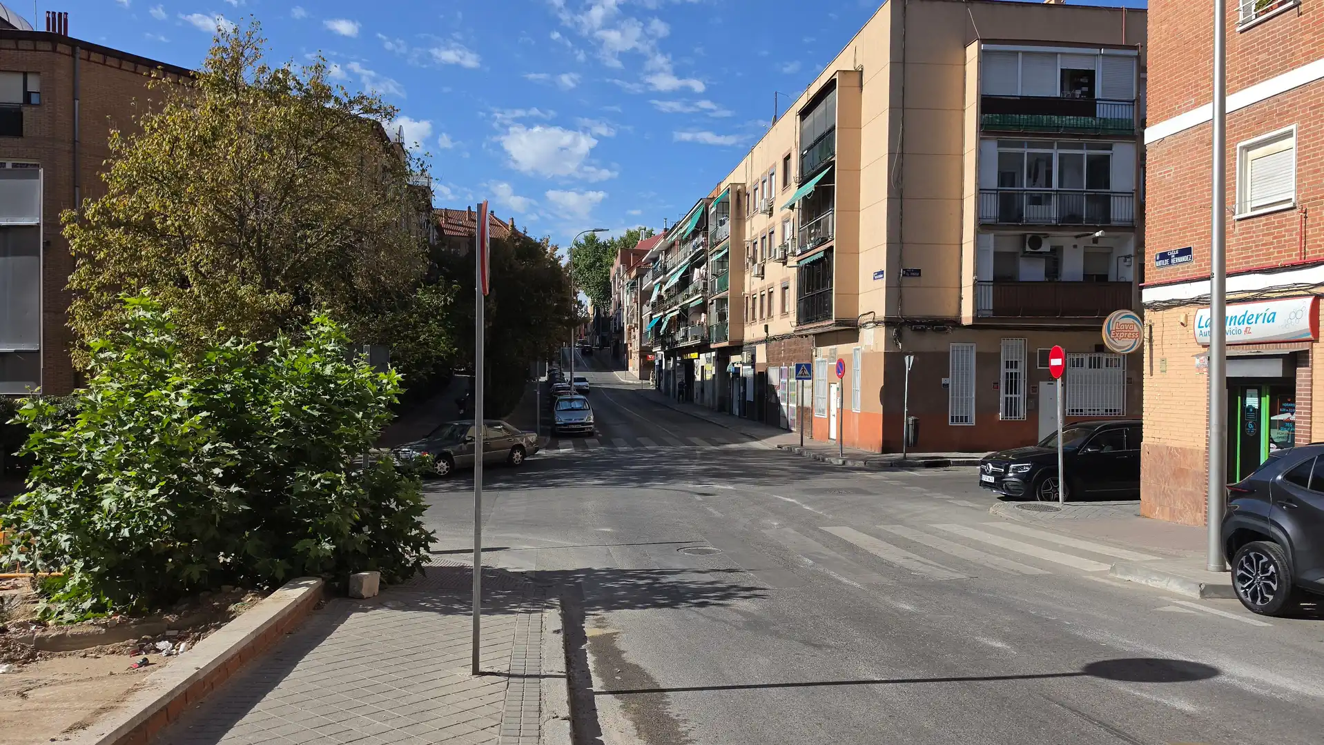 Vista exterior de Pis en venda en Madrid amb Calefacció