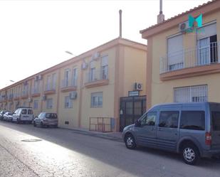 Exterior view of Duplex for sale in Linares