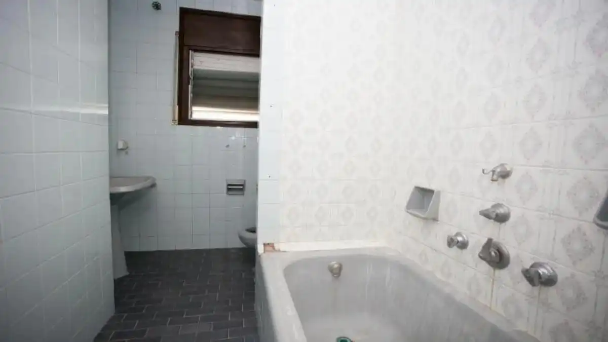 Detached house for sale in Carrer Navarra, imagen 5