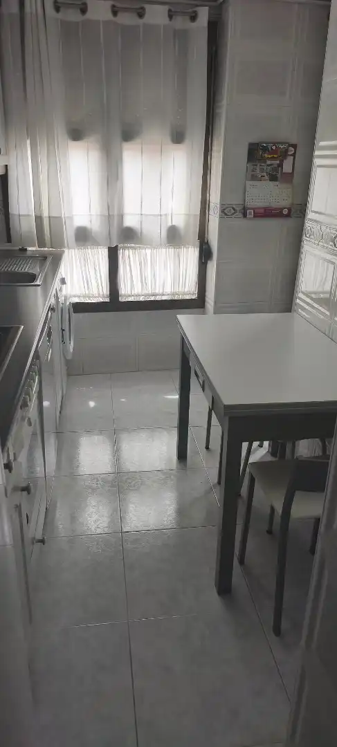 Cuina de Pis en venda en Zaragoza amb Aire condicionat, Calefacció i Parquet