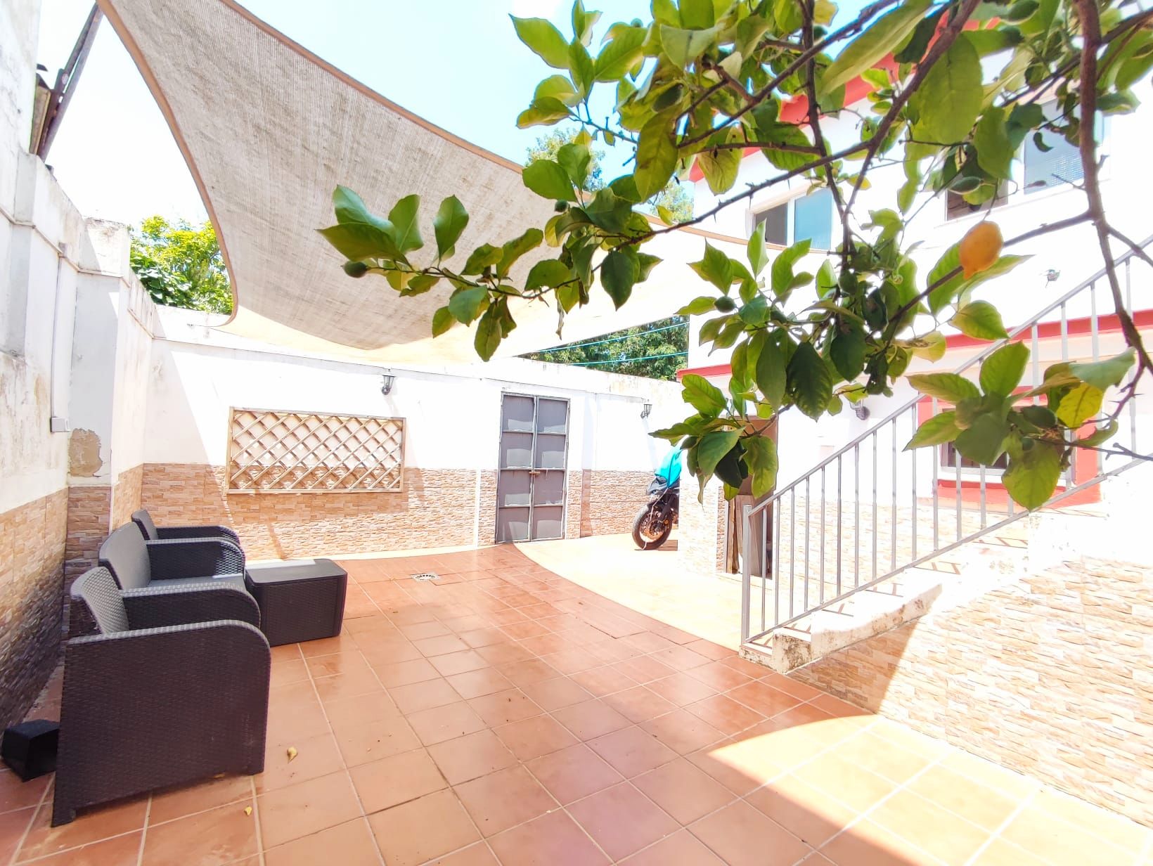 Vista exterior de Casa o xalet en venda en Gibraleón amb Aire condicionat