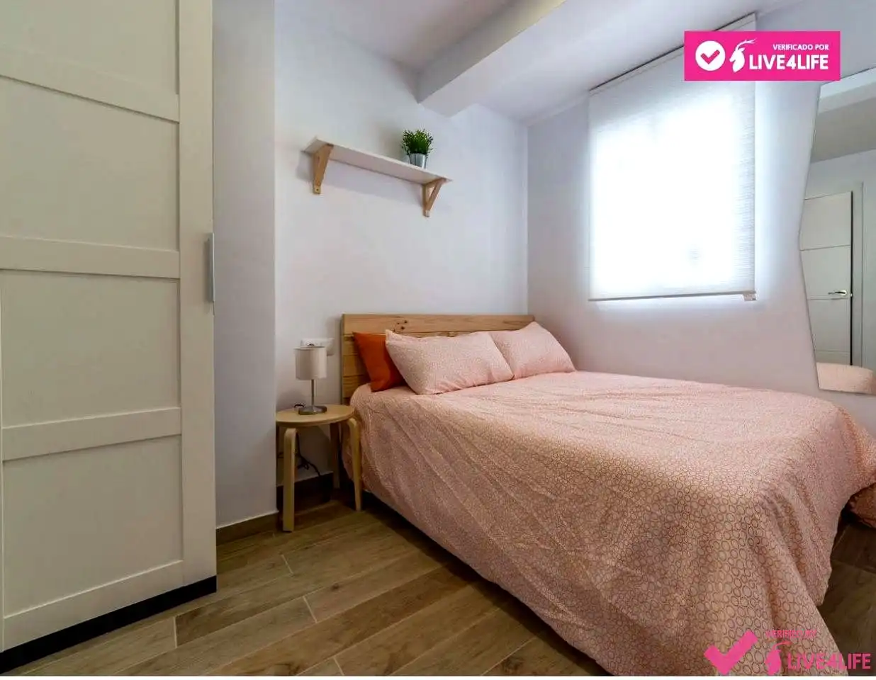 Bedroom of Flat for rent in Valencia  with Furnished