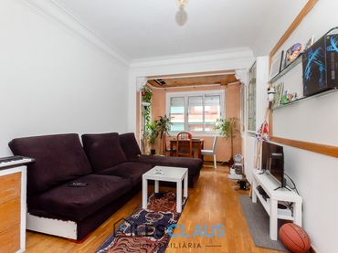 Piso con ascensor en venta en Gran Via de les Corts Catalanes