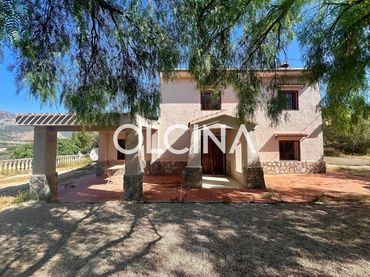 Villa con piscina in vendita a Cocentaina