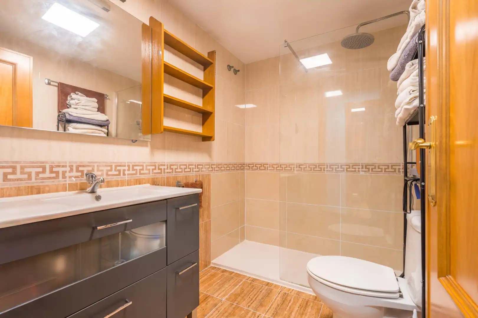 Baño de Piso en venta en Valencia con Aire acondicionado y Balcón