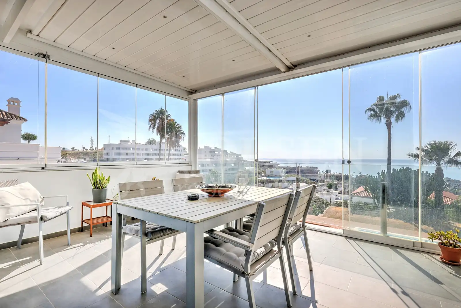 Terraza de Casa o chalet en venta en Estepona con Aire acondicionado, Calefacción y Jardín privado