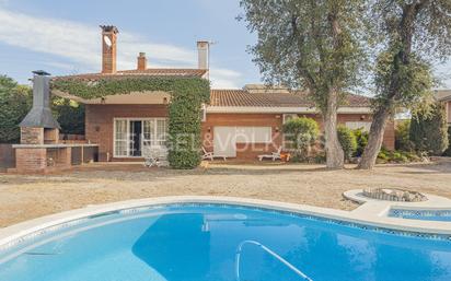 Jardí de Casa o xalet en venda en Sant Quirze del Vallès amb Aire condicionat, Jardí privat i Parquet