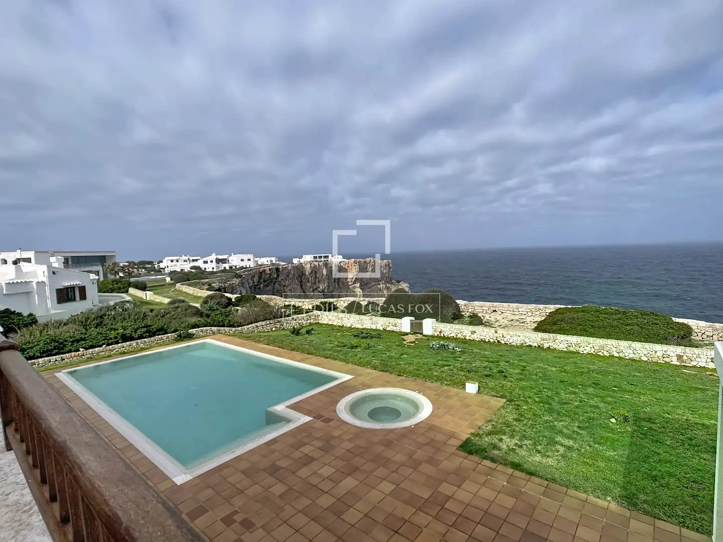 Außenansicht von Haus oder Chalet zum Verkauf in Ciutadella de Menorca mit Privatgarten, Terrasse und Schwimmbad