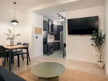 Appartamento con balcone in affitto a Carrer de les Mantes
