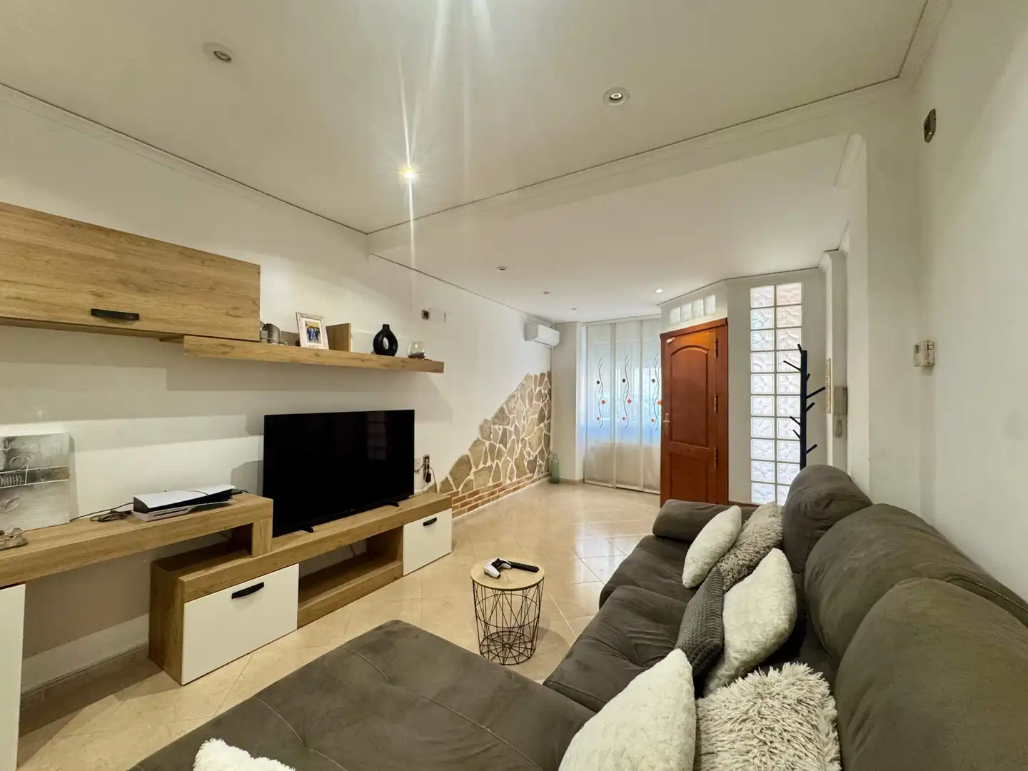Sala de estar de Casa o chalet en venta en El Real de Gandia con Aire acondicionado, Calefacción y Terraza
