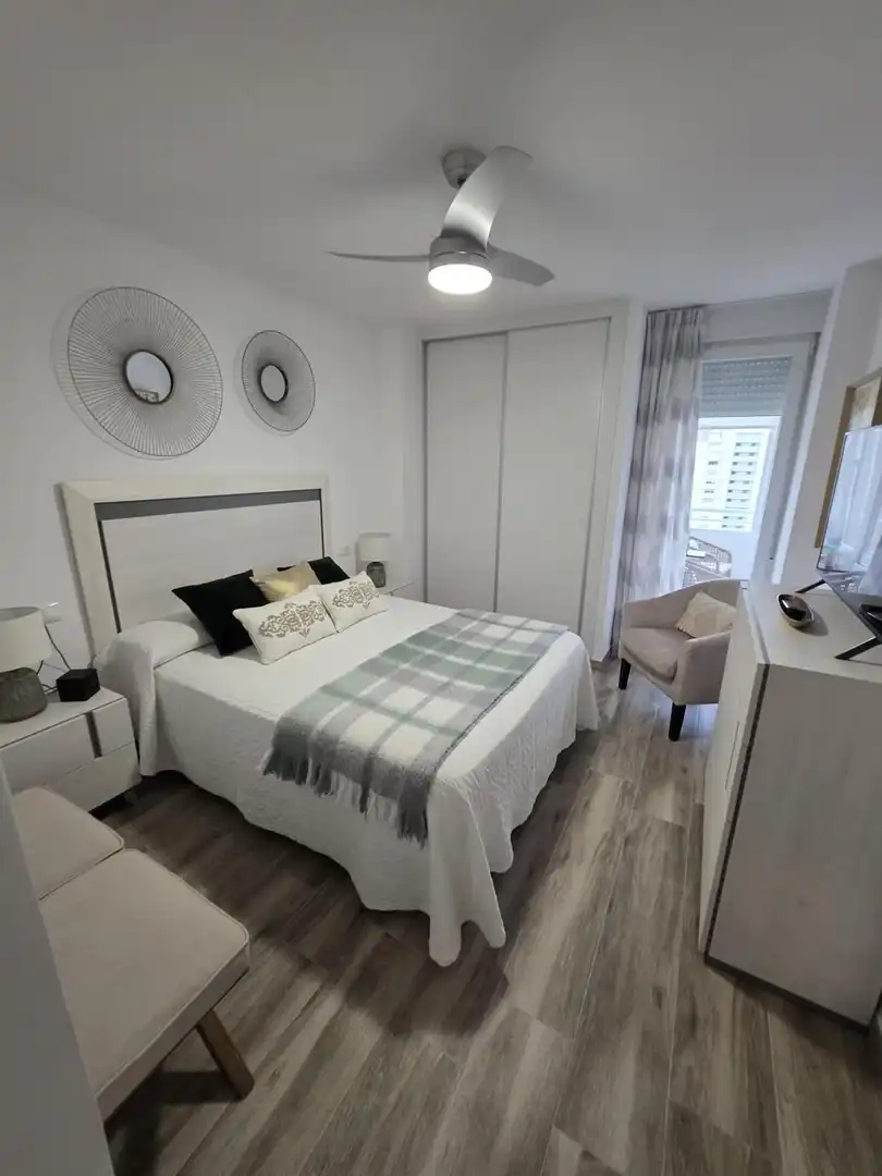 Flat with pool for sale in Playa de Poniente, imagen 4