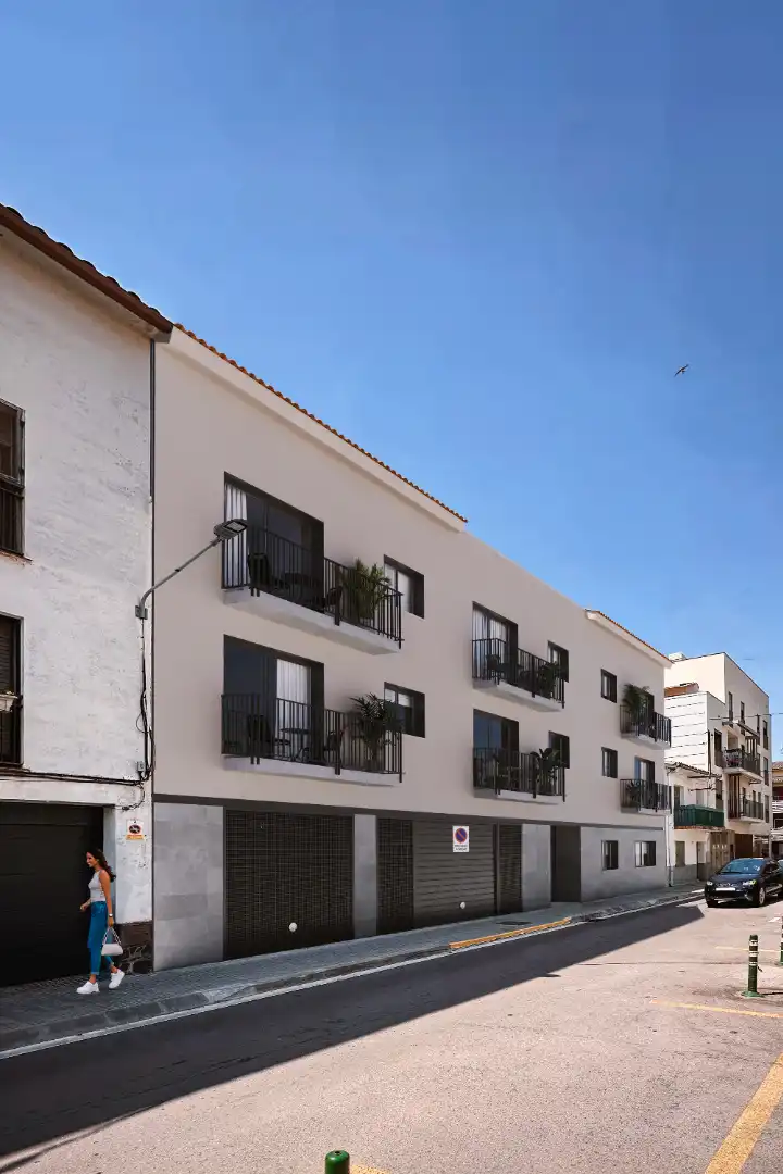Vista exterior de Àtic en venda en Cardedeu amb Calefacció, Parquet i Terrassa