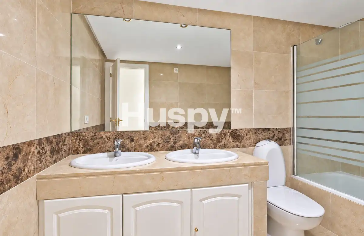 Piso con terraza en venta en Urbanizacion Torre Real Parq el Carmen, imagen 8