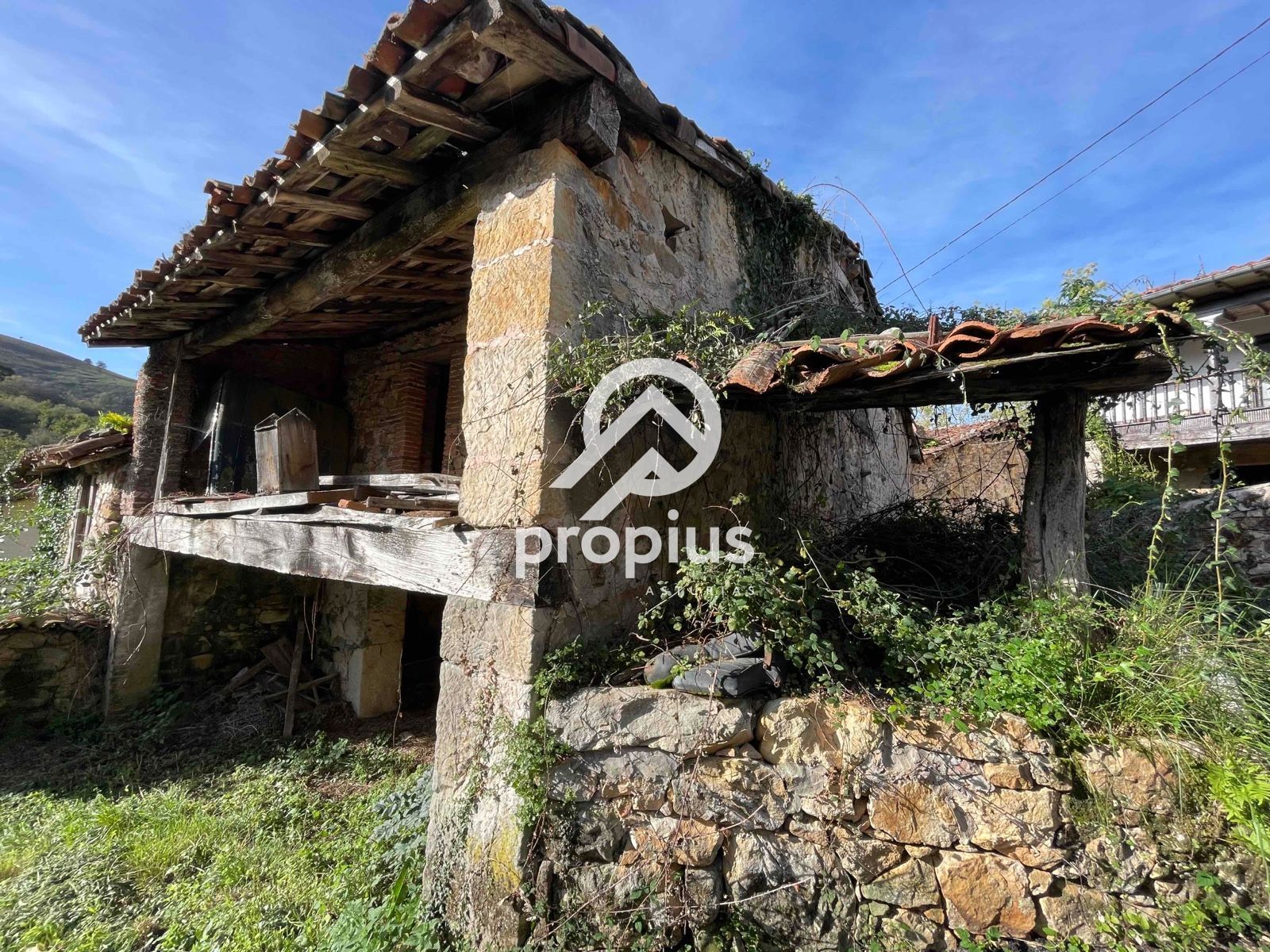 Casa o xalet en venda en Onís amb Calefacció i Terrassa