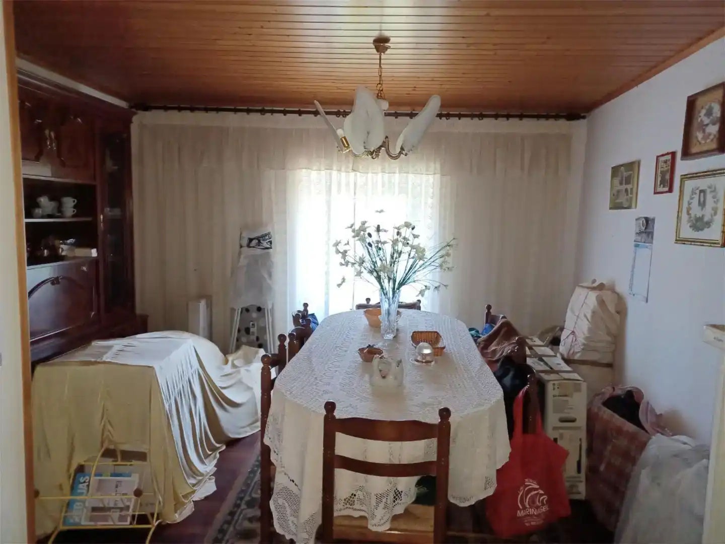 Menjador de Casa adosada en venda en A Fonsagrada  amb Parquet i Moblat