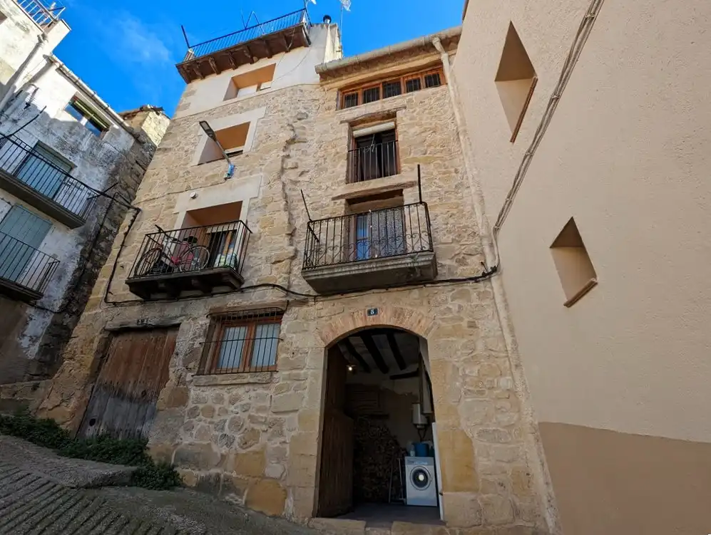 Vista exterior de Casa o xalet en venda en Horta de Sant Joan amb Balcó