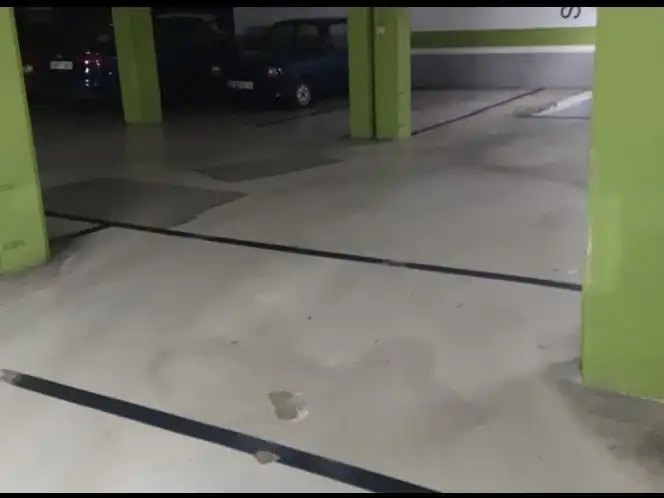 Parking of Garage for rent in Huelva