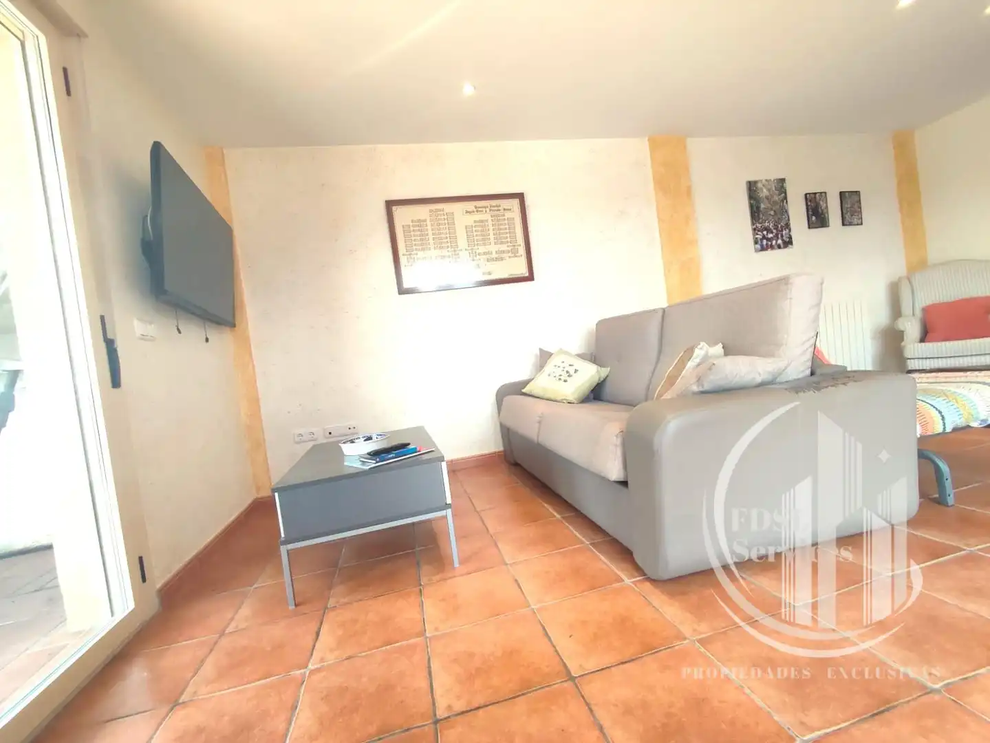 Living room of Detached homes for sale in Elciego  with Heating, Private garden and Parquet flooring