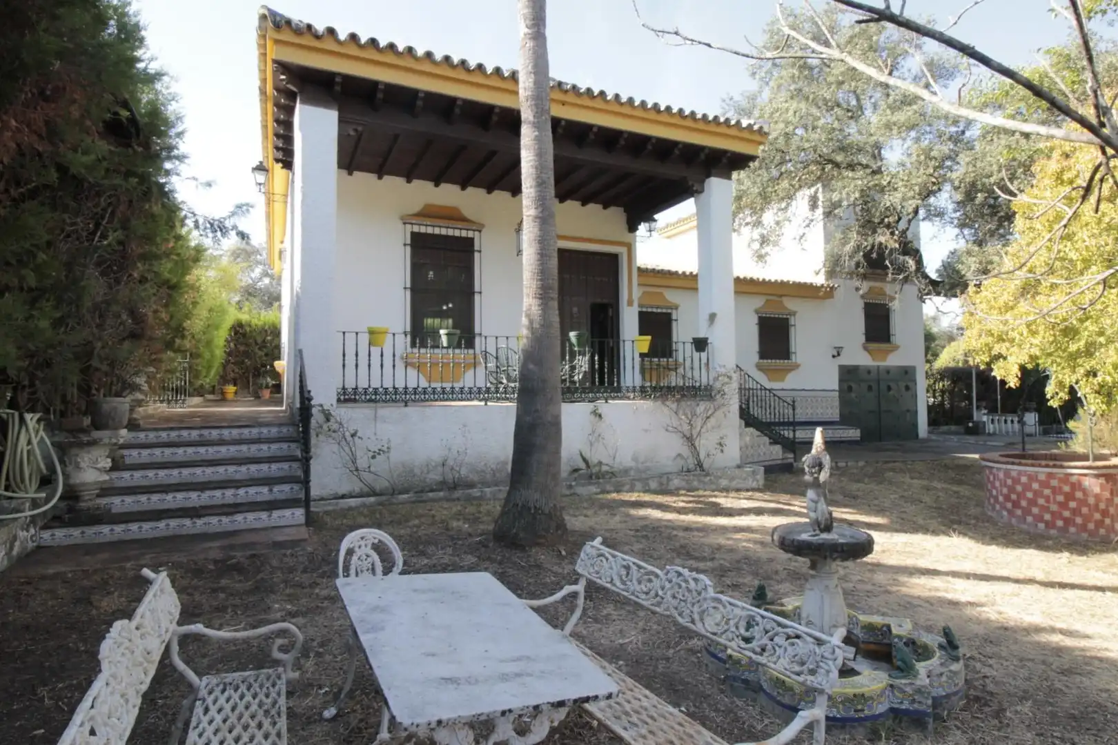 Vista exterior de Casa o chalet en venta en El Castillo de las Guardas con Jardín privado, Trastero y Piscina