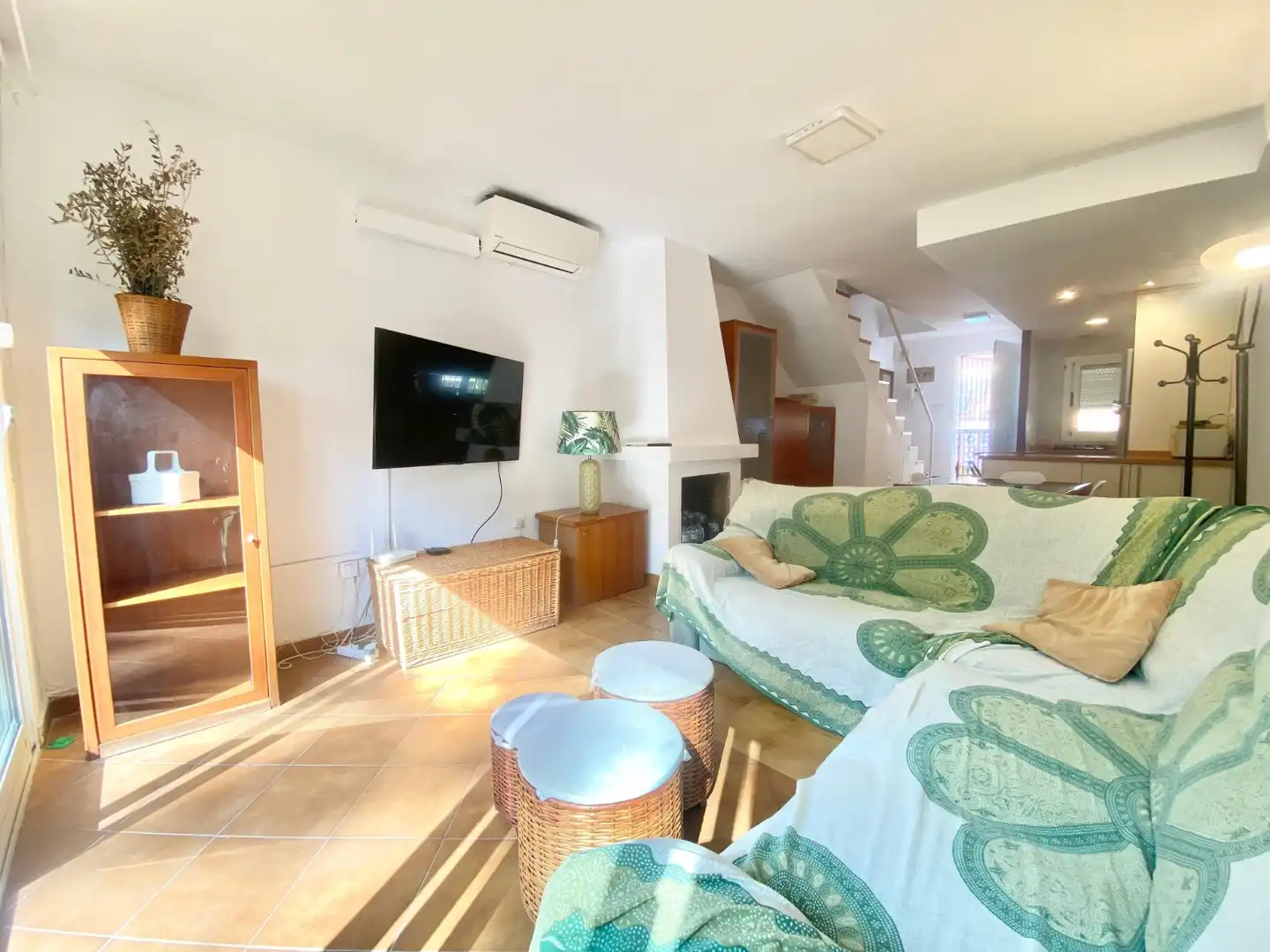 Sala de estar de Casa o chalet de alquiler en Benidorm con Aire acondicionado, Terraza y Piscina