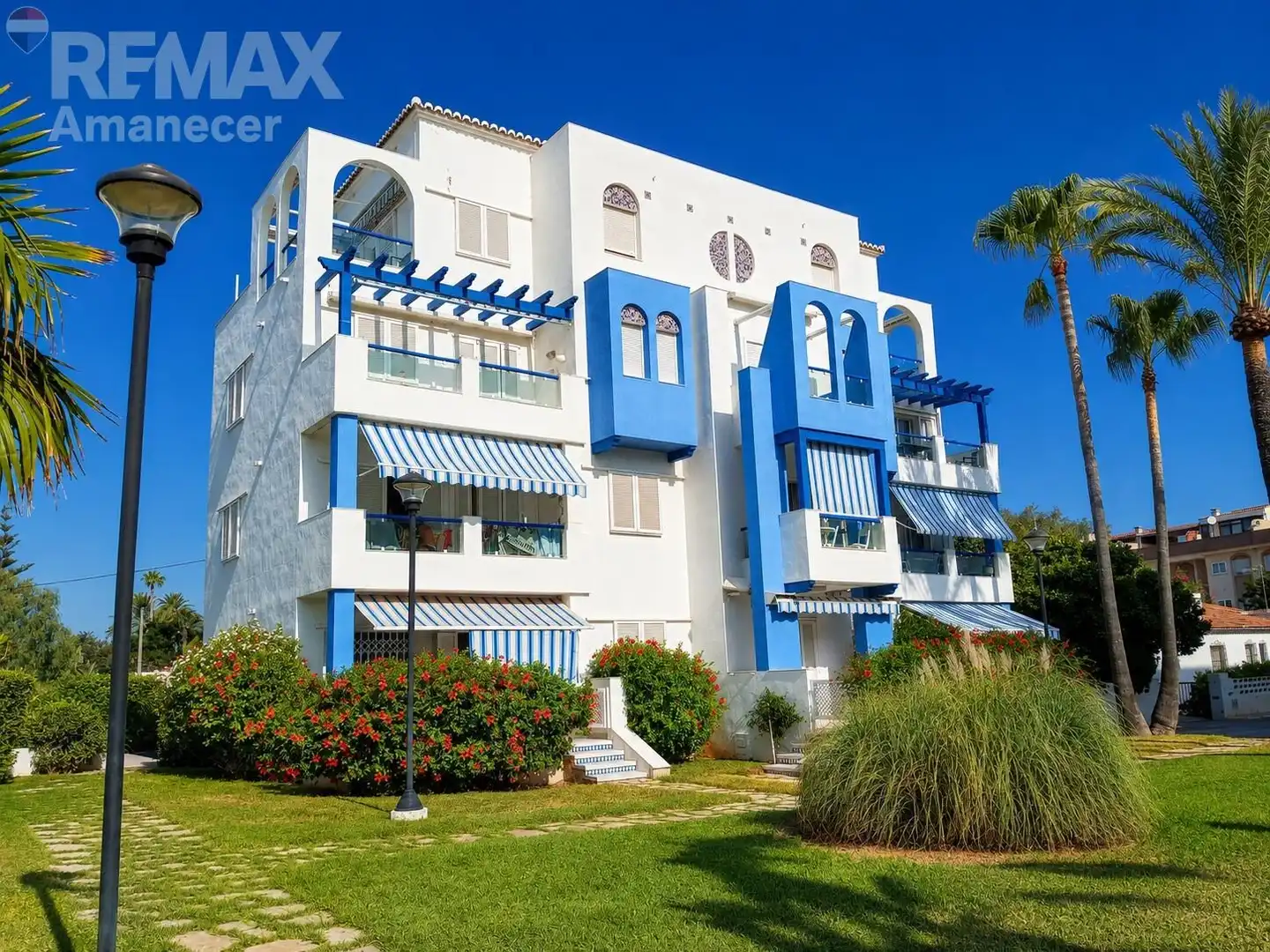 Vista exterior de Apartamento en venta en Dénia con Aire acondicionado, Jardín privado y Terraza