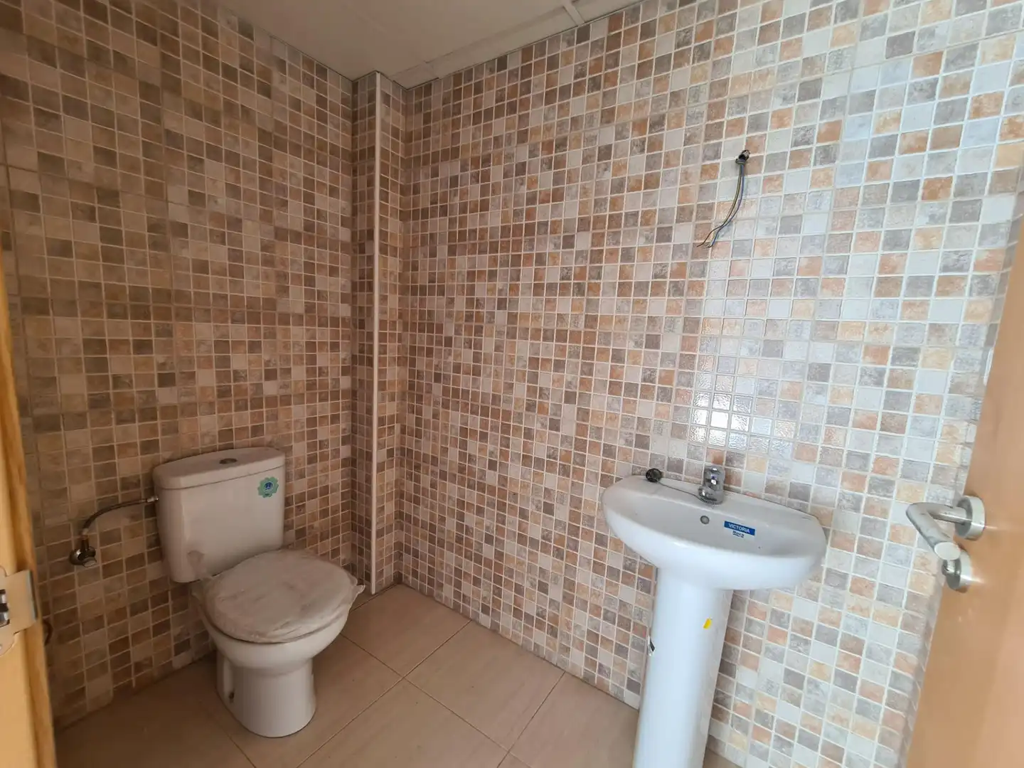 Badezimmer von Geschaftsraum zum Verkauf in Calafell
