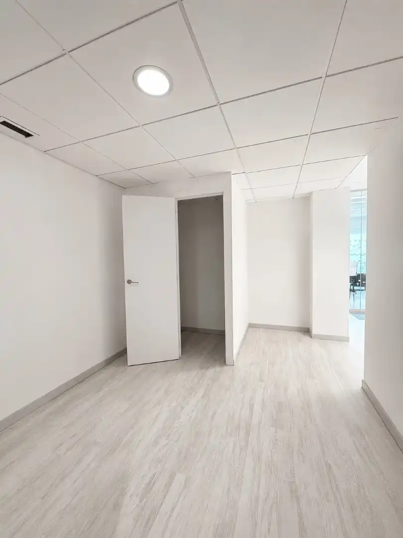 Local comercial de lloguer a Avenida Doctor Marañón, imagen 20