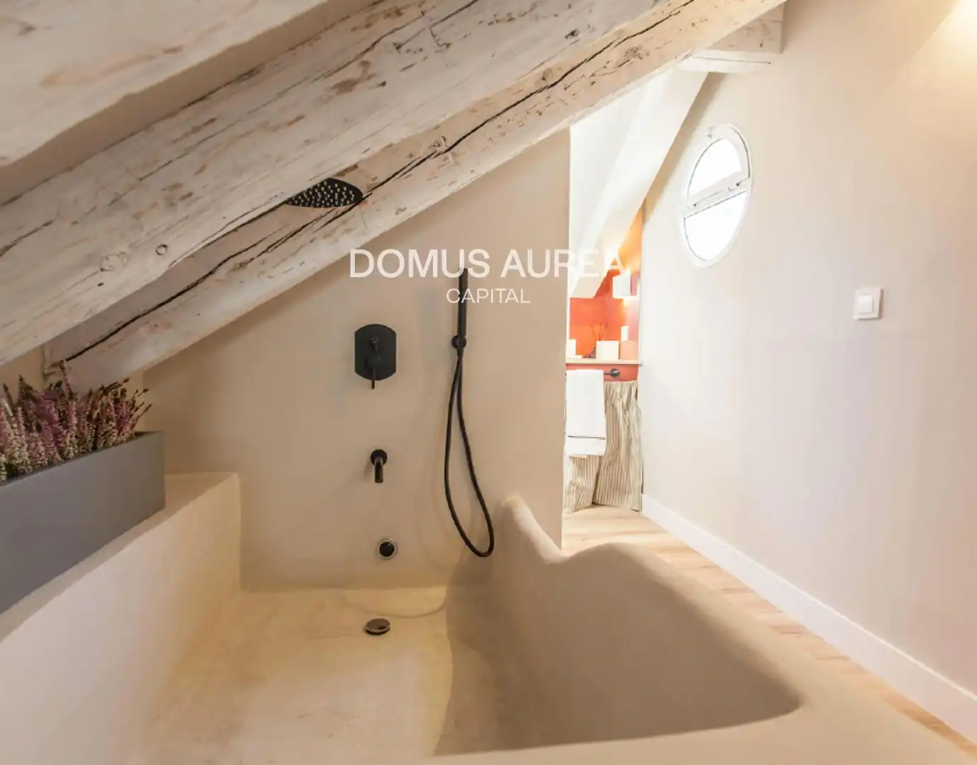 Baño de Ático en venta en Madrid con Aire acondicionado, Terraza y Amueblado
